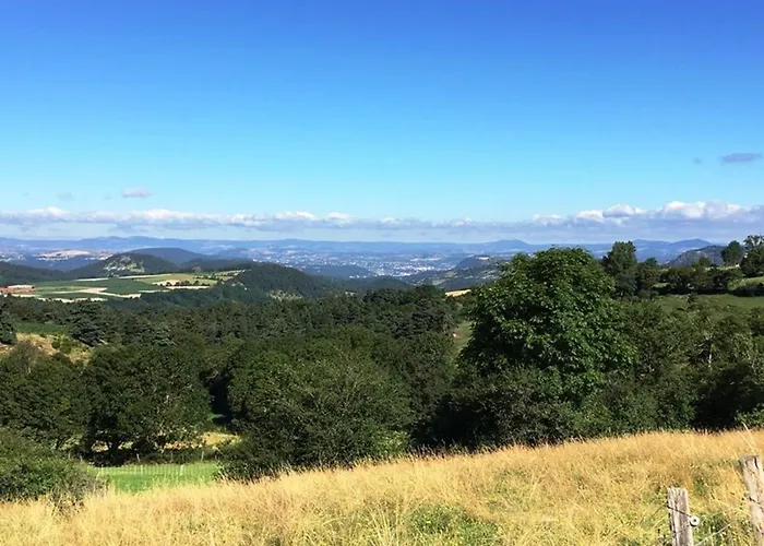 Confortable En Hameau Calme Pres Du Puy En Velay - 2 Chambres, Equipement Bebe, Terrain Ferme - Fr-1-582-141 Lantriac